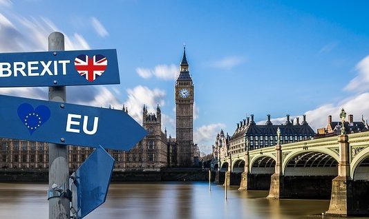 La movilidad internacional de los jóvenes de la UE a Reino Unido en la era post-Brexit