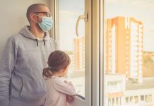 ¿Procede el permiso para el cumplimiento de un deber inexcusable cuando la causa es atender el confinamiento de un hijo menor de 14 años?