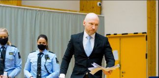 Tribunal rechaza solicitud de libertad condicional del asesino en masa noruego Breivik