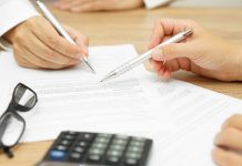 Estiman el recurso de un cliente de un despacho de abogados a quien le exigían pagar 24.084,27 euros de honorarios y rebajan la cifra a 20,71