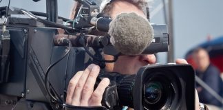 Visado y autorización de residencia para profesionales del sector audiovisual o artístico