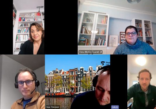 Expertos en LegalTech analizan juntos el potencial de los sistemas expertos