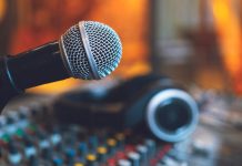 El superávit creativo. Remezcla de «La Macarena»