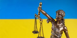 La abogacía no camina sola en Ucrania