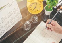 ¿Es legal periodo de prueba de un año del contrato de emprendedores?