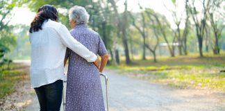 El Supremo reconoce el derecho de los herederos de los dependientes fallecidos sin recibir la ayuda a que les sean devueltos los gastos adelantados