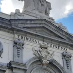¿Debe computarse el «plus de transporte» en la base reguladora de una pensión de incapacidad permanente derivada de accidente de trabajo, o resulta aplicable la exclusión de este concepto prevista en el antiguo Reglamento de 1956?