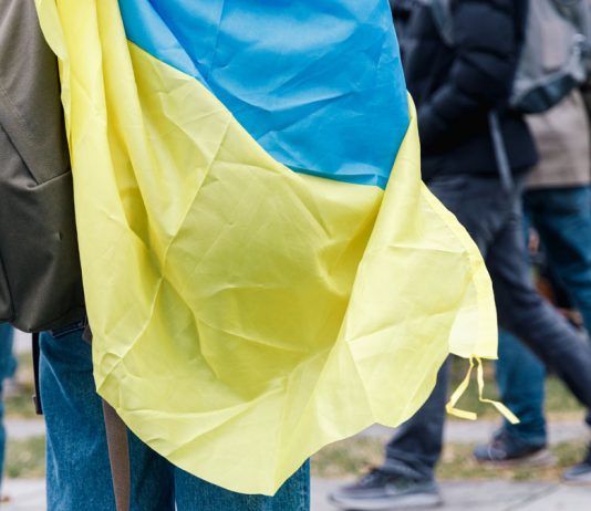 Activación de la Directiva de protección internacional para los desplazados ucranianos y solicitudes de asilo