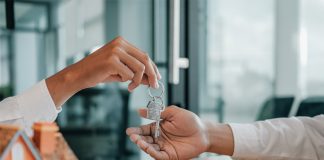 Las comunidades de propietarios pueden prohibir la actividad de alquileres turísticos mediante acuerdos adoptados en junta por mayoría de tres quintos