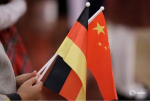 Alemania dice que su política sobre China está en desarrollo