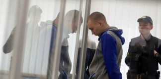 Soldado ruso encarcelado de por vida en el primer juicio por crímenes de guerra de la guerra de Ucrania