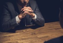 Podcast de Óscar Fernández León sobre cómo alcanzar nuestros objetivos al interrogar al perito que hemos propuesto