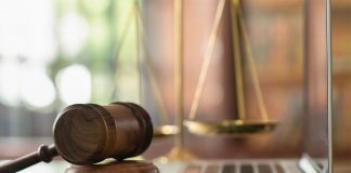 Una reflexión antes de la adquisición de servicios Legaltech