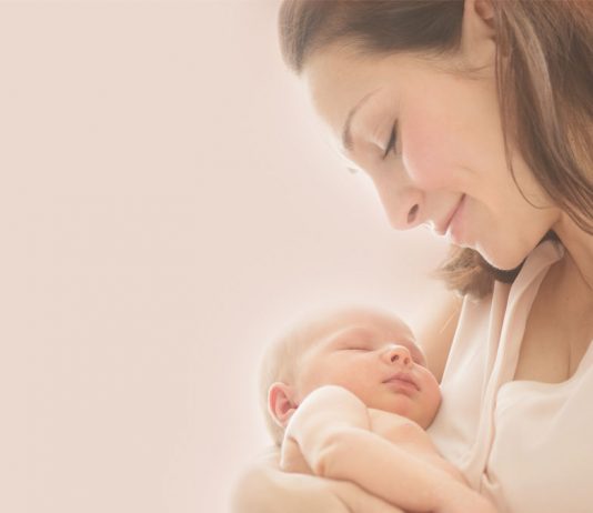 El Tribunal Superior de Navarra rechaza otorgar a una madre soltera el permiso por paternidad que le correspondería al progenitor