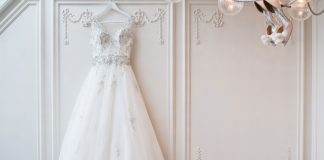 Condenada a devolver 1.090 € por no cumplir con el diseño seleccionado para un vestido de novia