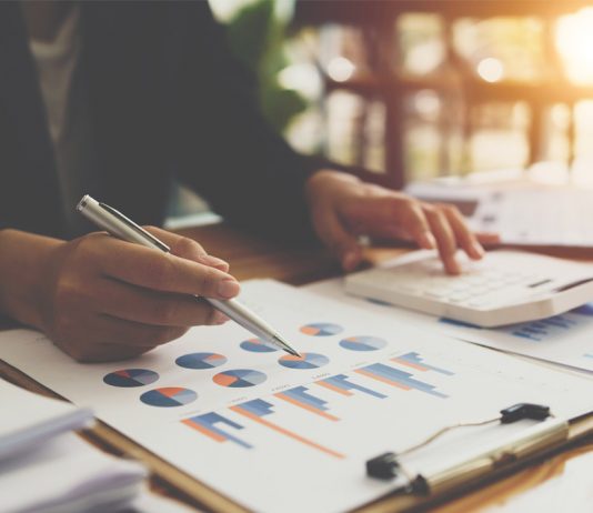 Cómo convertirse en un gran orador siendo abogado: la habilidad que transforma carreras