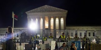 Los grandes bufetes de abogados de Estados Unidos, en su mayoría silenciosos sobre el fallo sobre el aborto, están caminando por la «cuerda floja»