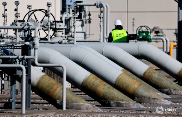 Las tuberías en las instalaciones de aterrizaje del gasoducto 'Nord Stream 1' se muestran en Lubmin, Alemania, el 8 de marzo de 2022. REUTERS/Hannibal Hanschke//Foto de archivo