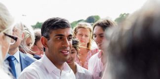 El candidato a primer ministro británico, Sunak, promete un recorte del impuesto sobre la renta del 20% para 2029