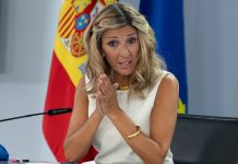 Aprobado el Real Decreto-ley de mejora de las condiciones de las trabajadoras del hogar Yolanda Díaz