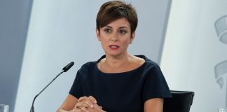 El Ejecutivo actualiza la normativa tanto del transporte terrestre como del aéreo Isabel Rodríguez