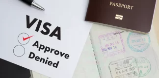 ¿Una salida al extranjero provoca la extinción de la prestación por desempleo?