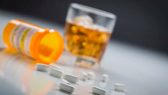 ¿Es válido el despido disciplinario de un trabajador que, estando de baja por depresión, consume alcohol a pesar de estar contraindicado para el tratamiento con medicamentos en el que se encuentra?
