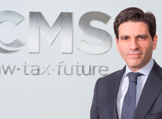 La carrera profesional de la mujer en el sector legal: construyendo las socias del mañana hoy César Navarro