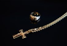 La Justicia europea avala la prohibición de llevar signos religiosos en el trabajo si se aplica de forma general