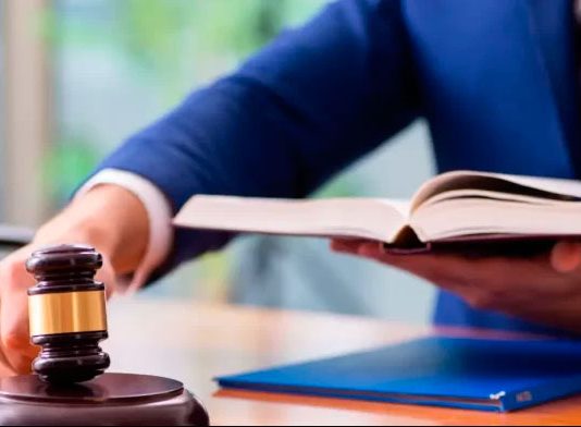 Falsedad en documento oficial por particular