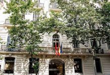 El ICAM concede amparo colegial a un abogado tras la denegación de la suspensión de un juicio por paternidad