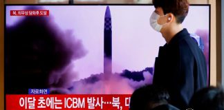 Corea del Norte dispara presunto misil balístico intercontinental, aterriza cerca de Japón