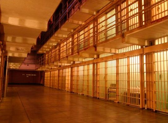El principio non bis ídem, sanciones administrativas y penas, en el ámbito penitenciario; multas administrativas y penas (STEDH)-16/06/2022