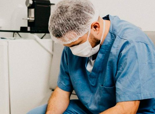 Derecho al olvido oncológico vs tratamiento de datos médicos