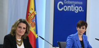 La nueva normativa permitirá destinar a otros fines 1.028 inmuebles de la Seguridad Social en desuso Teresa Ribera e Isabel Rodríguez