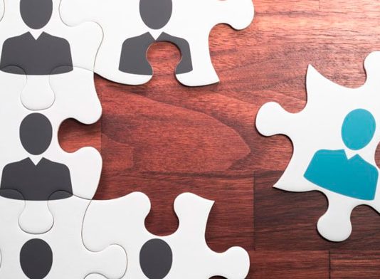 En caso de despido improcedente, ¿se puede solicitar una indemnización superior a la legalmente tasada?