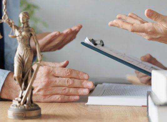 Una ley para proteger a los trabajadores que informen de irregularidades