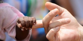 Vía libre para la tramitación de adopciones internacionales en Senegal