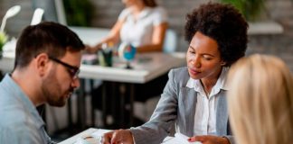 Escuchar activamente, una habilidad del abogado que marca la diferencia