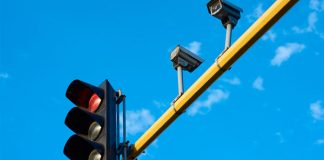 El Juzgado de Marcas de la Unión Europea Nº 2 de España falla a favor de una PYME en un caso frente al monopolio en la venta de semáforos