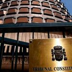 TC cree que la ley sanitaria de Canarias para compatibilizar retribuciones de gerentes puede producir «quebranto»