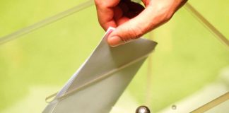 Elecciones municipales de mayo de 2023. Qué pueden y qué no pueden hacer los poderes públicos Urna