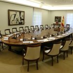 El Gobierno pide a la Fiscalía que investigue a Tik Tok, Meta y X por difusión de pornografía infantil mediante sus IA