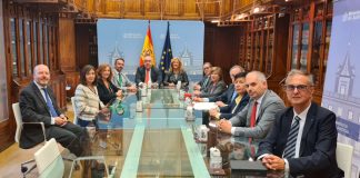 Gobierno y asociaciones judiciales y fiscales firman un acuerdo para mejorar el Servicio Público de Justicia