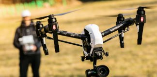 No tenemos coches voladores, pero sí drones