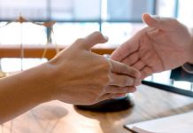 La dirección y organización de una firma legal