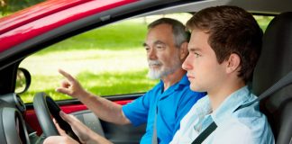 Los requisitos para ser profesor de autoescuela deben ser proporcionados