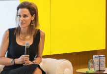 “El feminismo no es contrario al género masculino y debe buscar la igualdad entre hombres y mujeres”