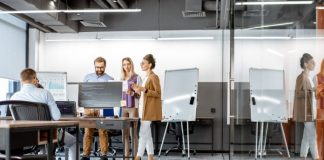 ¿En qué situaciones puede el empresario dejar de abonar el plus por objetivos?