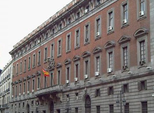 Hacienda refuerza la transparencia fiscal de comunidades y ayuntamientos y adapta las reglas de la UE